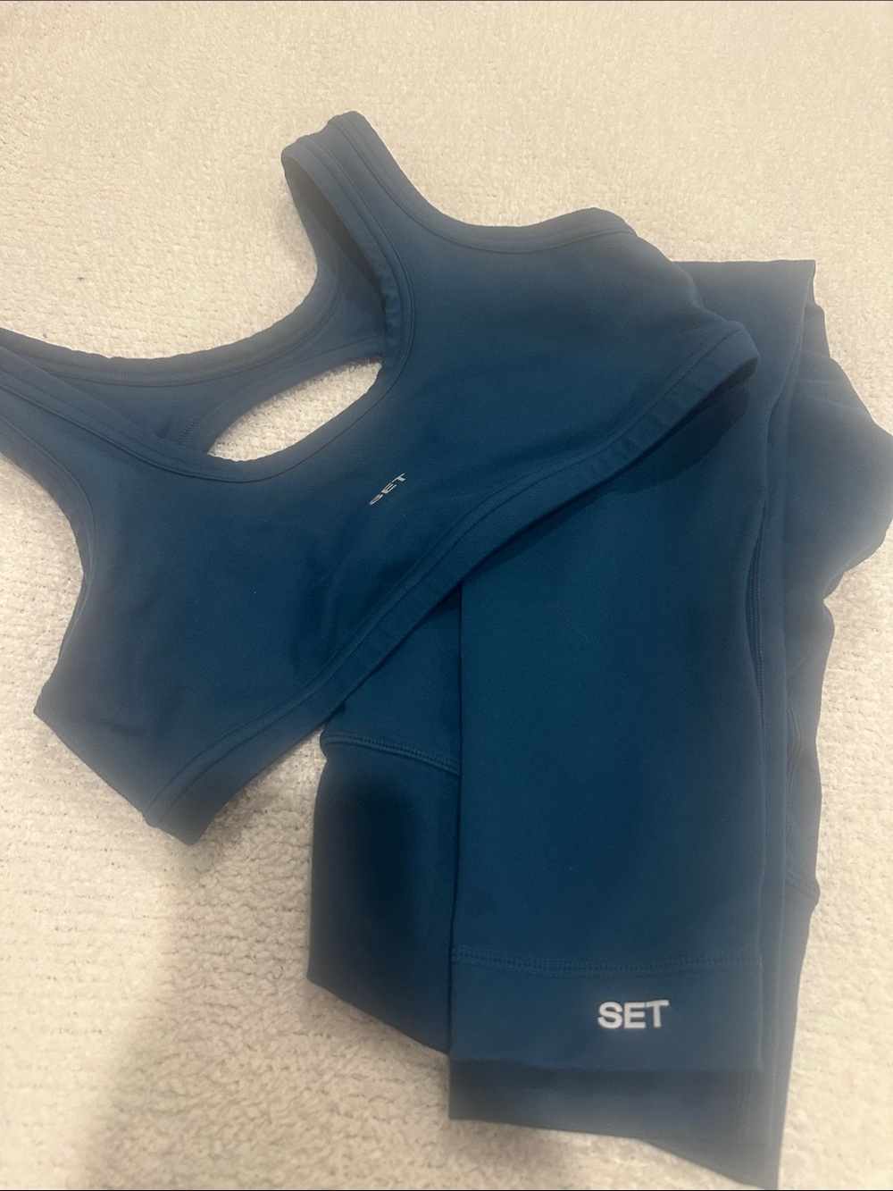 SET RoyalBlue Sports Bra and Leggings Set. Size Large